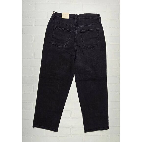 Universal Thread Black Distressed Vintage Straight  Jean's Size 10 Short - Picture 2 of 3
